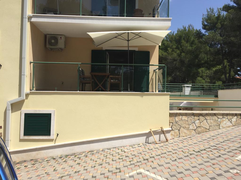 Apartment Maestral Рогач Екстер'єр фото